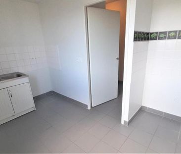 Location Appartement 4 pièces 104m² DIJON 21000 - Photo 4