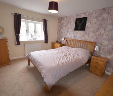 3 bedroom detached house to rent - Photo 4