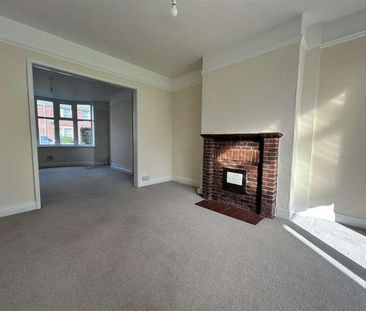 Heath Road, Salisbury, SP2 - Photo 2