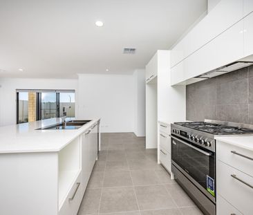 Modern Family Home! - Photo 2