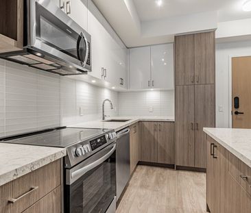 For Lease - 333 Sunseeker Avenue Unit# G7, Innisfil, Ontario - Photo 3