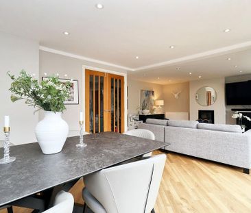 3 bedroom semi-detached bungalow to rent - Photo 1