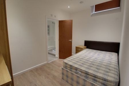 3 bed apartment to rent in Queen Street, Leicester, LE1 - Photo 3