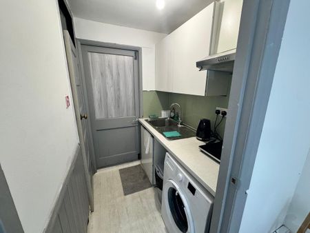 Studio to rent - Photo 4