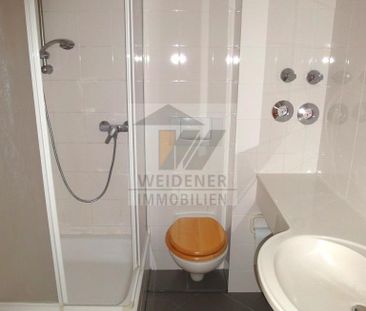 2 Raum DG Wohnung mit Balkon in direkter City-Lage! - Photo 1