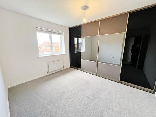 4 bedroom detached house to rent - Photo 1