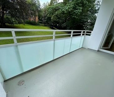 *großzügige und modernisierte 2-Zimmer-Wohnung mit Balkon* - Photo 6