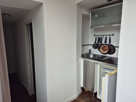 Location Appartement 1 pièce 20m² LILLE 59000 - Photo 4