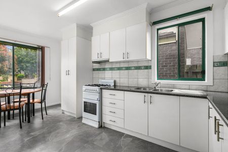 73 Maude Avenue, Glenroy VIC 3046 - Photo 3