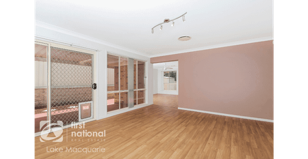 Charming and Spacious 4-Bedroom Home - Photo 2