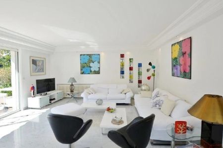 VILLA CALIFORNIENNE PRES DES PLAGES DE LA GAROUPE - Photo 4