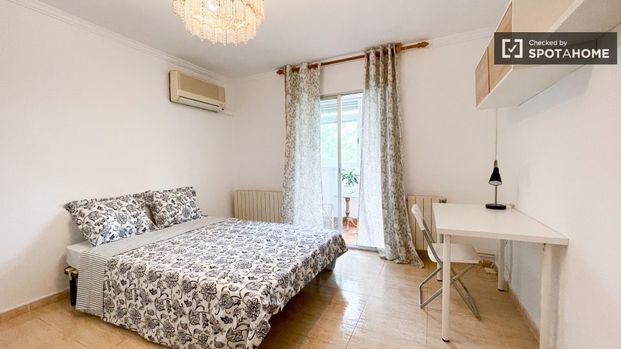 madrid, Community of Madrid 28025 - Photo 1