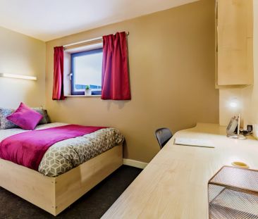 Classic 2 bed En-Suite - Photo 1