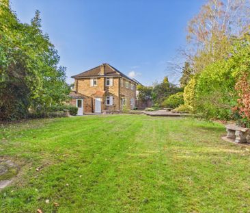 Cheyne Close, Gerrards Cross, Buckinghamshire,SL9 - Photo 6