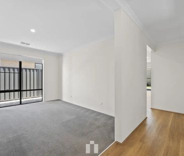 “Treeby Living at its Best” - Photo 6