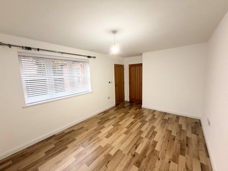 2 bedroom bungalow to rent - Photo 2