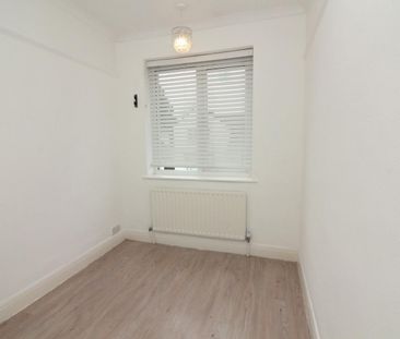 3 Bedroom House - Terraced To Let - Photo 4