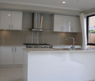 New Haven of Luxury And Convenience within Boxhill High School zone... - Photo 5