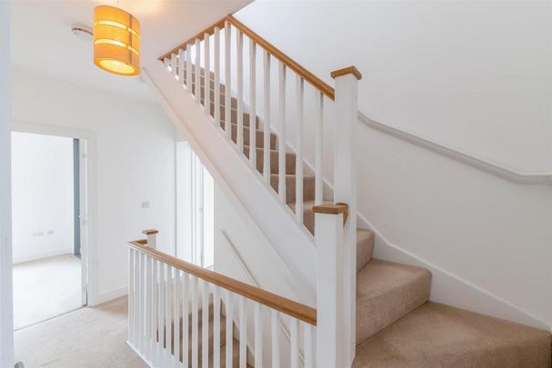 4 bedroom townhouse to rent - Photo 1