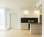 Luxurious high rise apartments located in the Old Port of Montreal - Photo 1