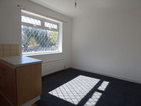 2 bedroom semi-detached house to rent - Photo 3