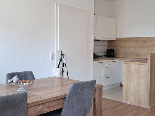 Reizende, gepflegte 1 Zimmerwohnung, 36,90m2 WNfl, ablösefreie Küche, 2.Liftstock, Top 16 - Photo 1