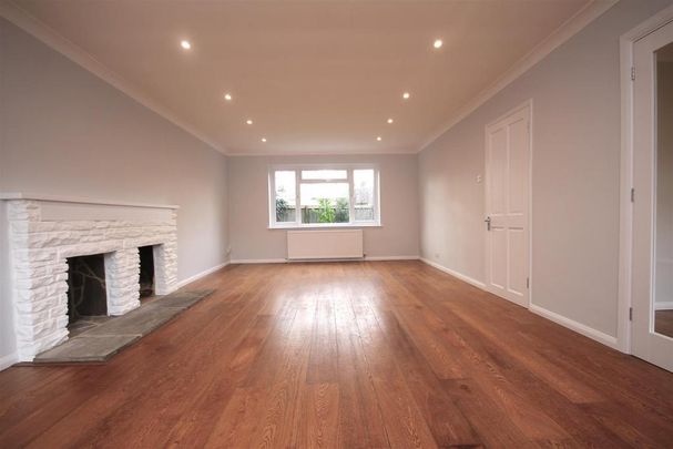 4 bedroom detached house to rent - Photo 1