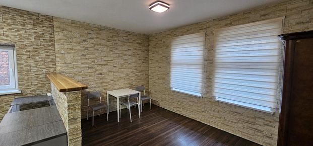 Komfortowe 2pokoje 1piętro 41m (Ruda Śląska, Orzegów, Orzegowska)InformacjeRuda Śląska, Orzegów, OrzegowskaFilm - Photo 1