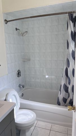 For Lease - 283 Port Royal Trail, Toronto, Ontario - Photo 2