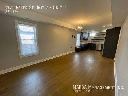 BEAUTIFULLY RENOVATED 1 BED/1BATH UNIT IN SANDWICH! + HYDRO & GAS! - Photo 2