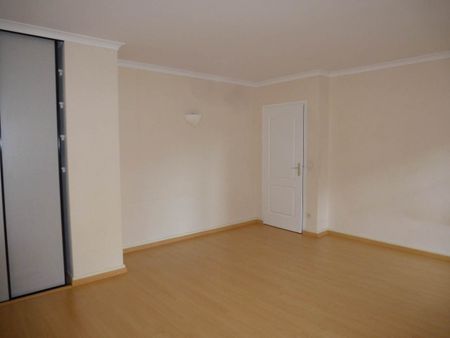 Location Maison 2 pièces 68m² ST DONAT SUR L HERBASSE 26260 - Photo 2