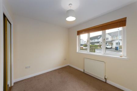 2 bedroom semi-detached bungalow to rent - Photo 4