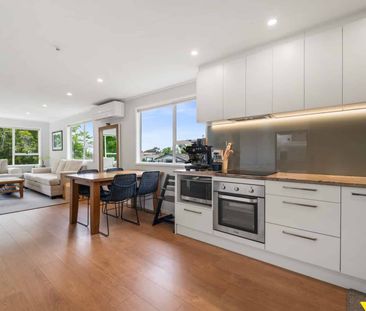 Easy Living with Space, Privacy & Prime Location - Photo 4