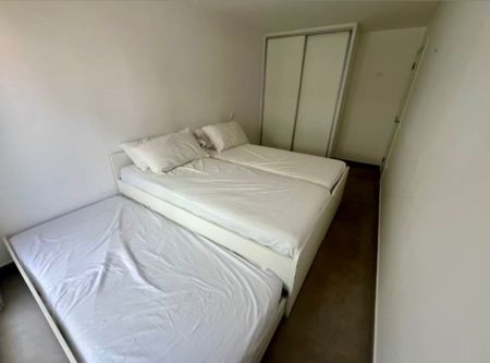 Apartamento T2 Mobilado com Elevador e Varandas - Photo 5