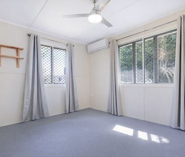 10 Joseph Street, Margate QLD 4019 - House For Rent | Domain - Photo 3