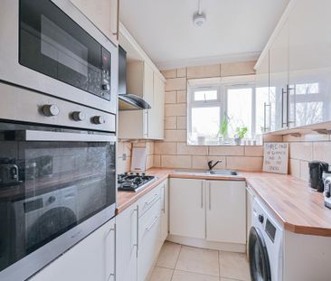 3 bedroom apartment to rent - Photo 6