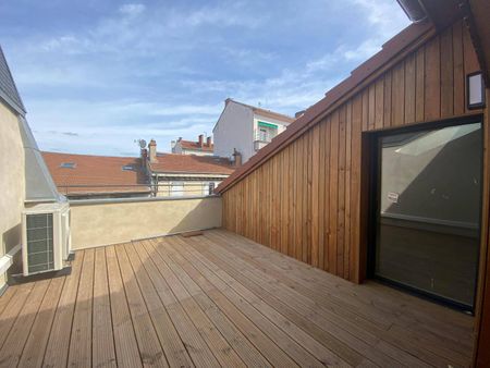 Location appartement bourgeois 4 pièces 96.18 m² à Romans-sur-Isère (26100) 4 - Photo 2