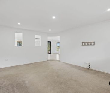 Charming Family Home with Pool & Spacious Living in Oxenford - Photo 3