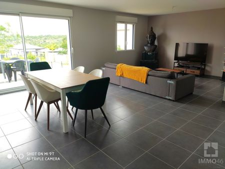 Location Maison 4 pièces 100m² PRADINES 46090 - Photo 3