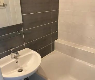 Appartement à louer 3 pièces 74.38m² - Photo 2