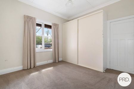 CENTRAL ALBURY LIVING! - Photo 5