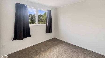 4 Bedrooms - Onerahi - Photo 4