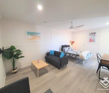 Furnished + Bills Incl + Free WiFi! - Photo 5