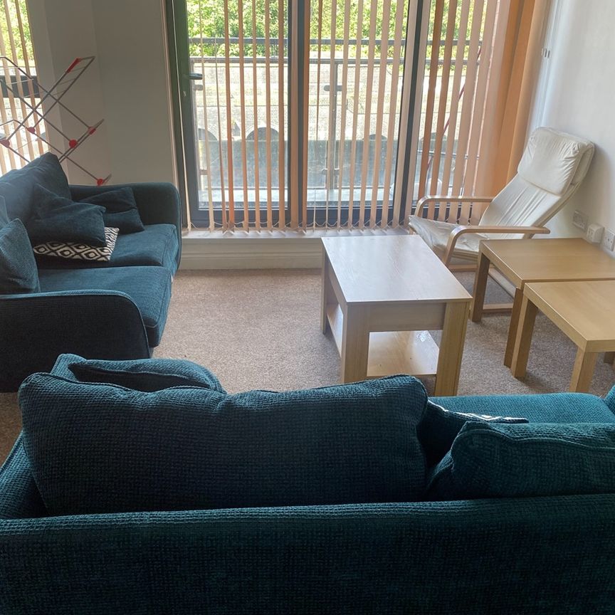 2 Bed Flat, Sangha Court, LE1 - Photo 1