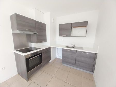 Location Appartement 2 Pièces 45 m² - Photo 4