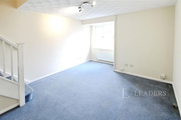 2 bedroom terraced house to rent - Photo 1