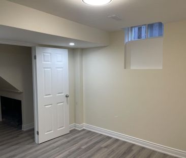 For Lease - 356 Coachwhip Trail Unit# (Basement), Newmarket, Ontario - Photo 2