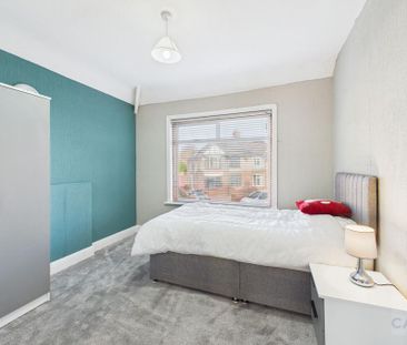 4 bedroom house of multiple occupation to rent - Photo 2