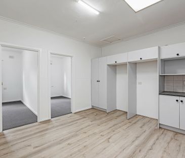 Family Home, Conveniently Located - Photo 2
