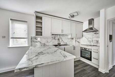 2 bedroom apartment to rent - Photo 4